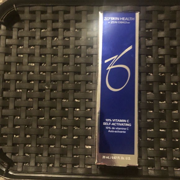 10% VITAMIN C SELF-ACTIVATING (TRAVEL SIZE) - Picture 1 of 1